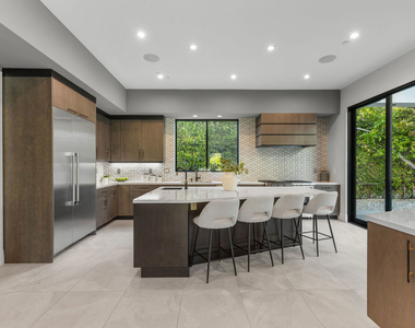 17401 Rancho Street - Photo Thumbnail 18