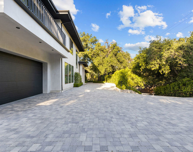 17401 Rancho Street - Photo Thumbnail 6