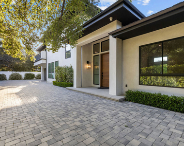 17401 Rancho Street - Photo Thumbnail 5
