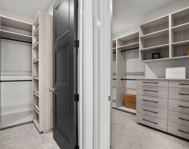 17401 Rancho Street - Photo Thumbnail 15