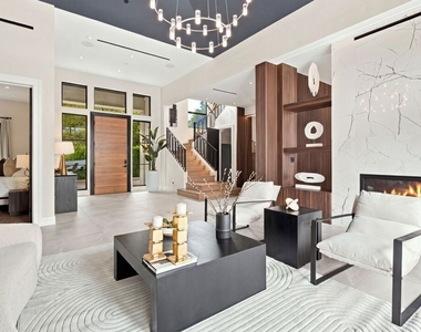 17401 Rancho Street - Photo Thumbnail 6