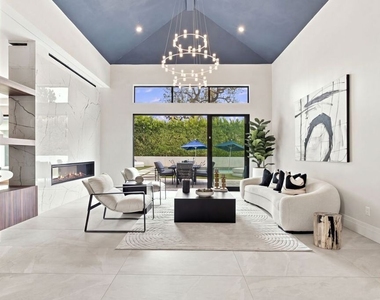 17401 Rancho Street - Photo Thumbnail 5