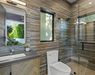 17401 Rancho Street - Photo Thumbnail 43
