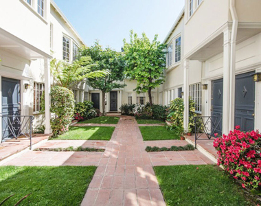 9976 Durant Drive - Photo Thumbnail 22
