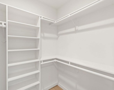 6119 Fountain Avenue - Photo Thumbnail 28