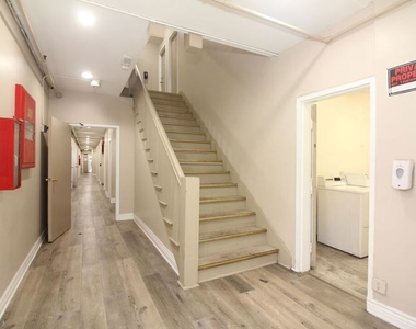 647 18th Street - Photo Thumbnail 13