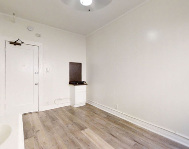 647 18th Street - Photo Thumbnail 8