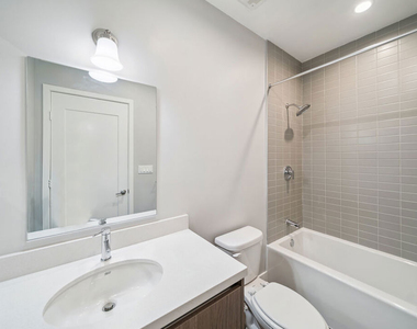 1223 N Hayworth Avenue - Photo Thumbnail 15