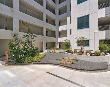 510 S Oxford Avenue - Photo Thumbnail 2