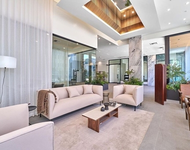 510 S Oxford Avenue - Photo Thumbnail 9