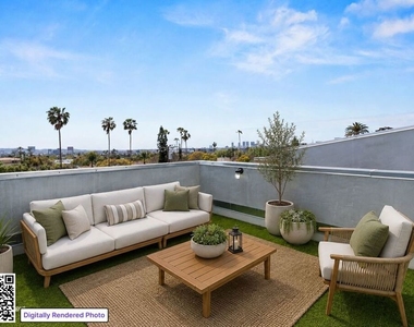 1223 N Hayworth Avenue - Photo Thumbnail 1