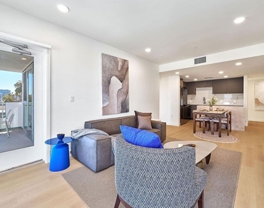 510 S Oxford Avenue - Photo Thumbnail 20