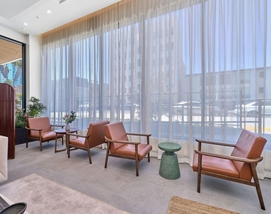 510 S Oxford Avenue - Photo Thumbnail 24