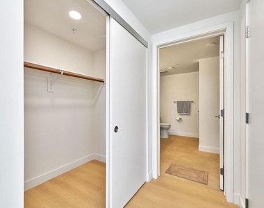 510 S Oxford Avenue - Photo Thumbnail 14
