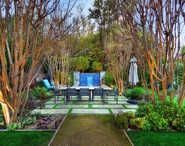 4755 Alonzo Avenue - Photo Thumbnail 13