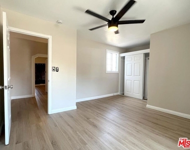 5325 2nd Avenue - Photo Thumbnail 16