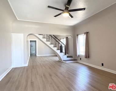 5325 2nd Avenue - Photo Thumbnail 2