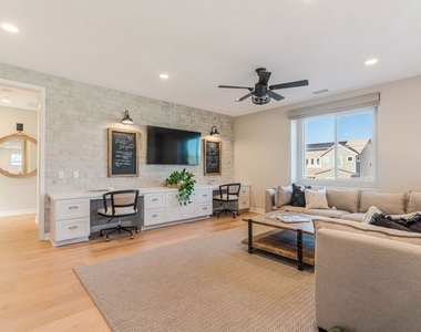 28609 Windbreak Terrace - Photo Thumbnail 20