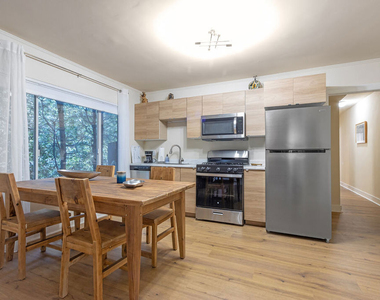 843 N Ogden Drive - Photo Thumbnail 6