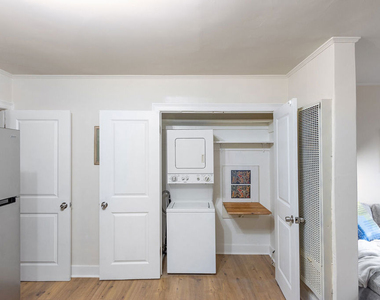 843 N Ogden Drive - Photo Thumbnail 9