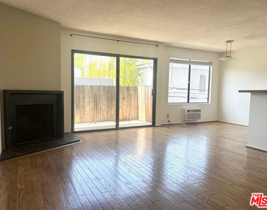 11743 Darlington Avenue - Photo Thumbnail 1