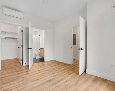 5657 Virginia Avenue - Photo Thumbnail 16