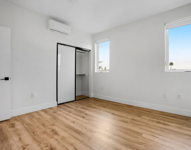 5657 Virginia Avenue - Photo Thumbnail 11