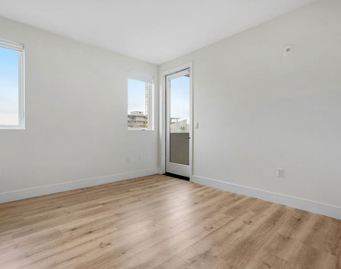 5657 Virginia Avenue - Photo Thumbnail 10