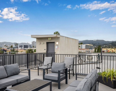 5657 Virginia Avenue - Photo Thumbnail 28
