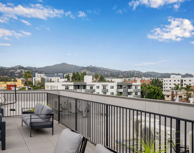 5657 Virginia Avenue - Photo Thumbnail 27