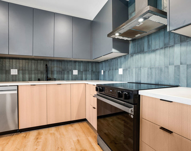 5657 Virginia Avenue - Photo Thumbnail 4
