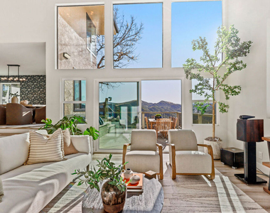 53 Saddlebow Road - Photo Thumbnail 11