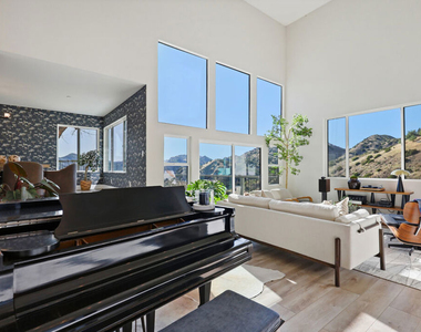 53 Saddlebow Road - Photo Thumbnail 9