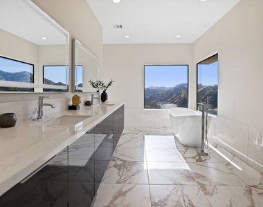 53 Saddlebow Road - Photo Thumbnail 36