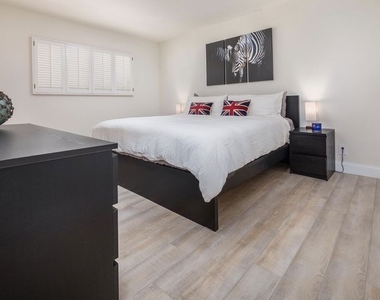 833 Ocean Avenue - Photo Thumbnail 13
