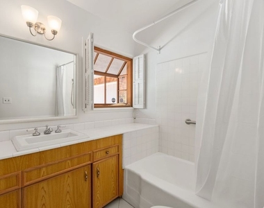 5824 Laramie Avenue - Photo Thumbnail 16