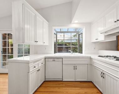 5824 Laramie Avenue - Photo Thumbnail 7
