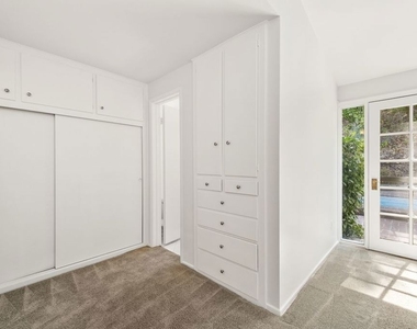 5824 Laramie Avenue - Photo Thumbnail 21