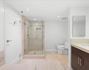 10660 Wilshire Boulevard - Photo Thumbnail 9