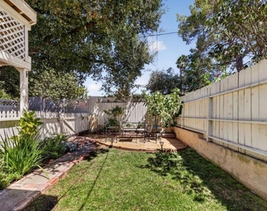 6838 Haywood Street - Photo Thumbnail 5
