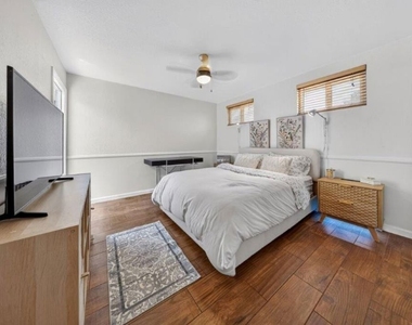 6838 Haywood Street - Photo Thumbnail 29