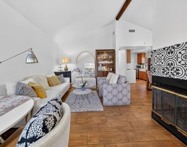 6838 Haywood Street - Photo Thumbnail 26