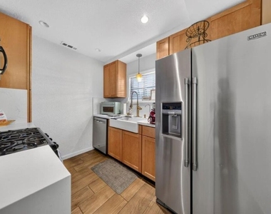 6838 Haywood Street - Photo Thumbnail 11