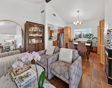 6838 Haywood Street - Photo Thumbnail 18