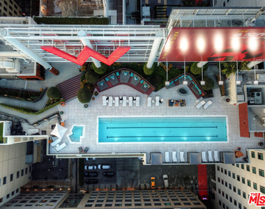 6250 Hollywood Boulevard - Photo Thumbnail 24