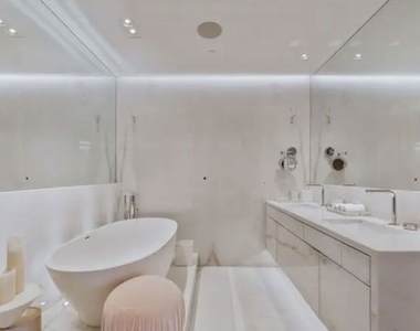 6250 Hollywood Boulevard - Photo Thumbnail 11
