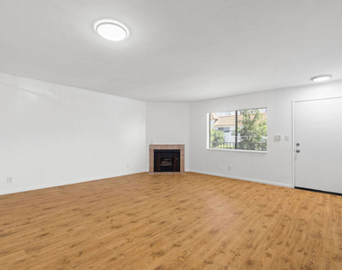 3939 Moore Street - Photo Thumbnail 1