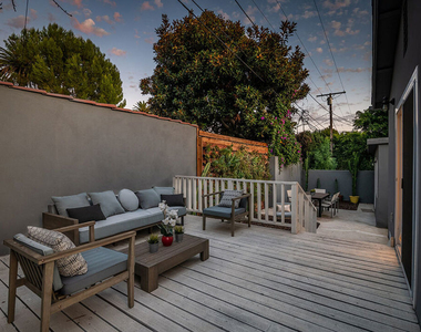 4370 Beck Avenue - Photo Thumbnail 18