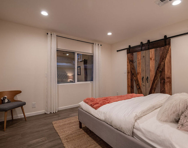 4370 Beck Avenue - Photo Thumbnail 22