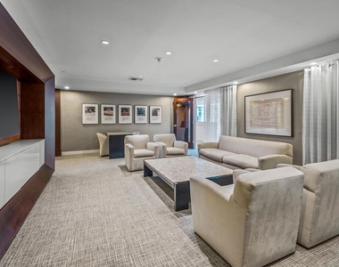 13700 Marina Pointe Drive - Photo Thumbnail 22